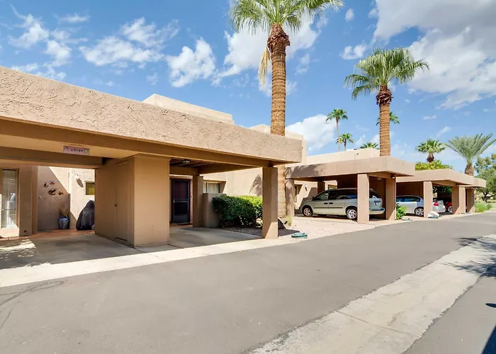 Pool Access! Pet-friendly Snowbird Retreat In