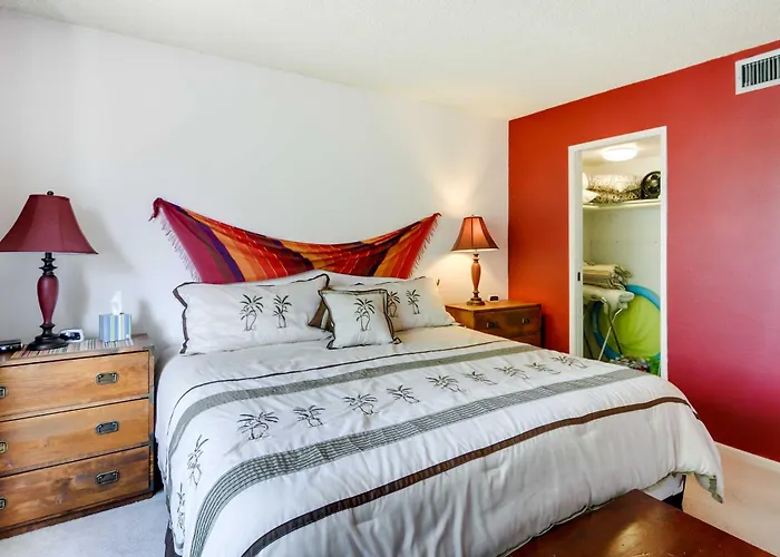 Pool Access! Pet-friendly Snowbird Retreat In Holiday home *